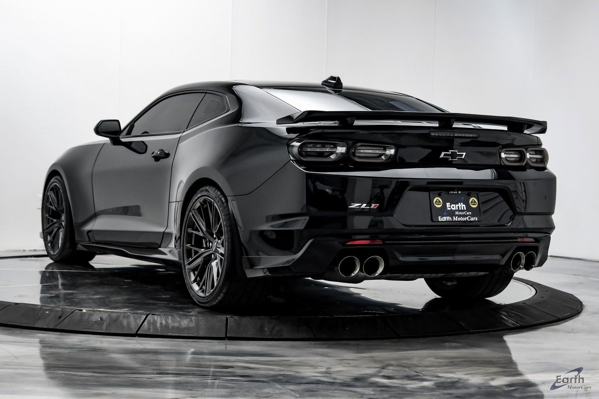 Used 2021 Chevrolet Camaro ZL1 image 12