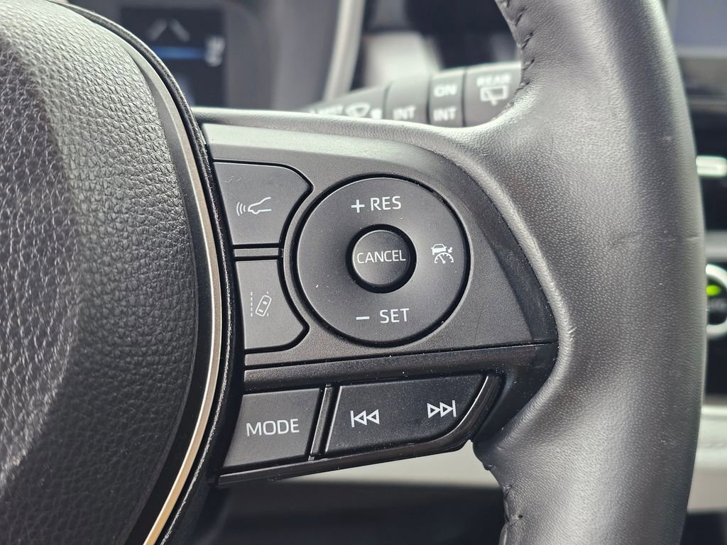 Used 2022 Toyota Corolla SE FWD image 34