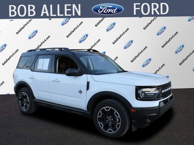 Used 2025 Ford Bronco Sport Outer Banks image 1