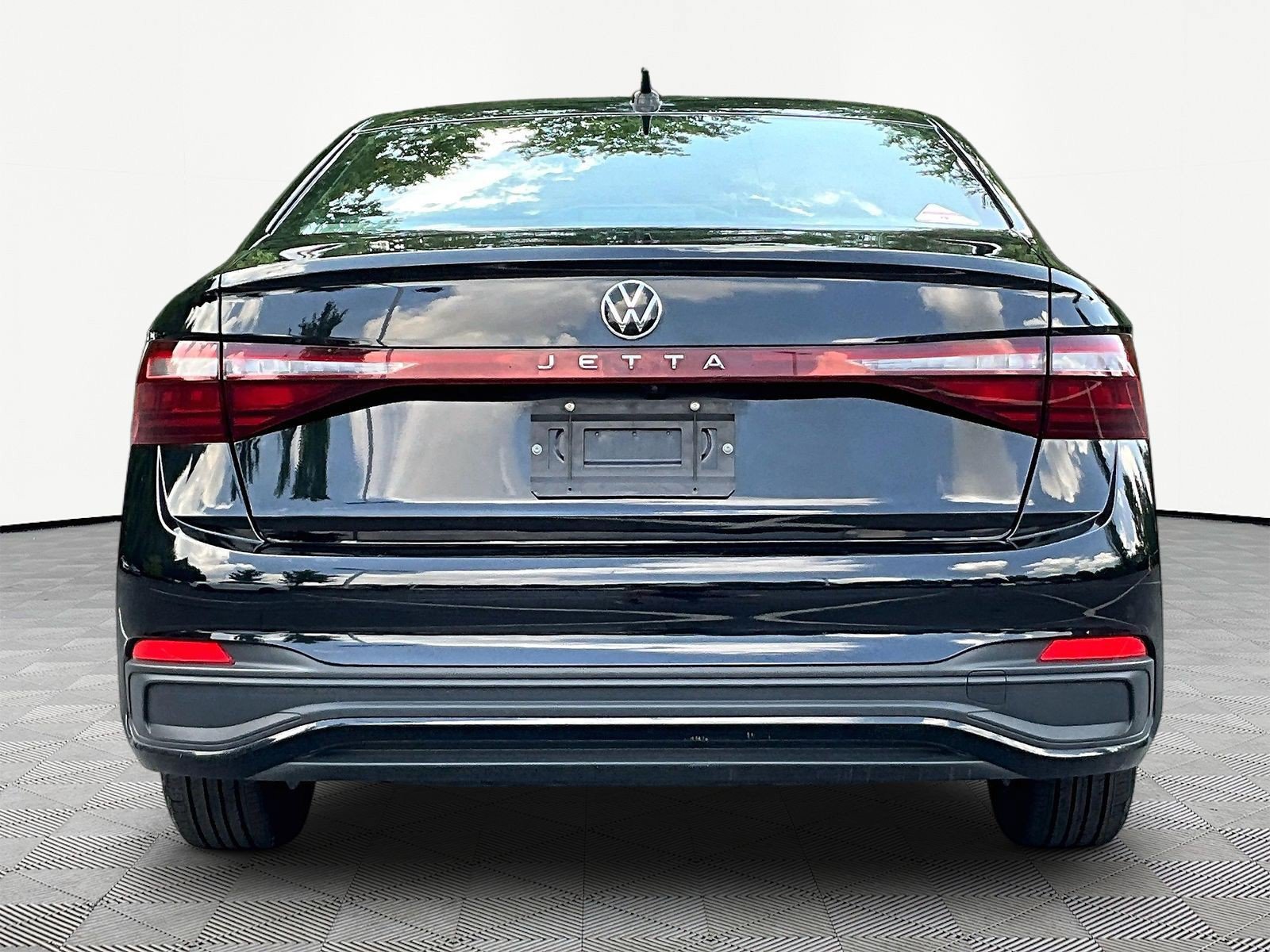 Used 2025 Volkswagen Jetta Sport FWD image 5