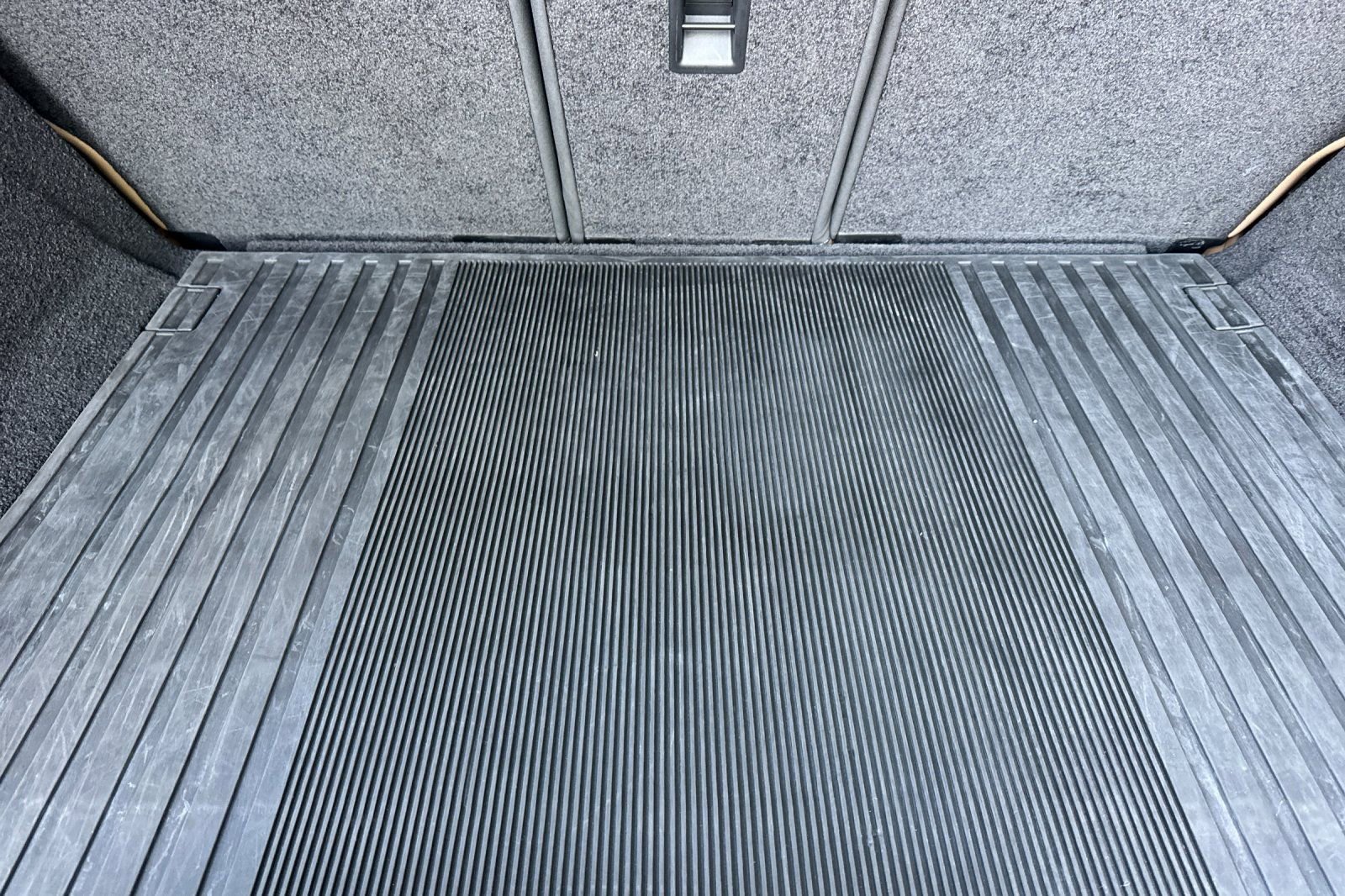 Used 2023 Land Rover Range Rover SE image 16