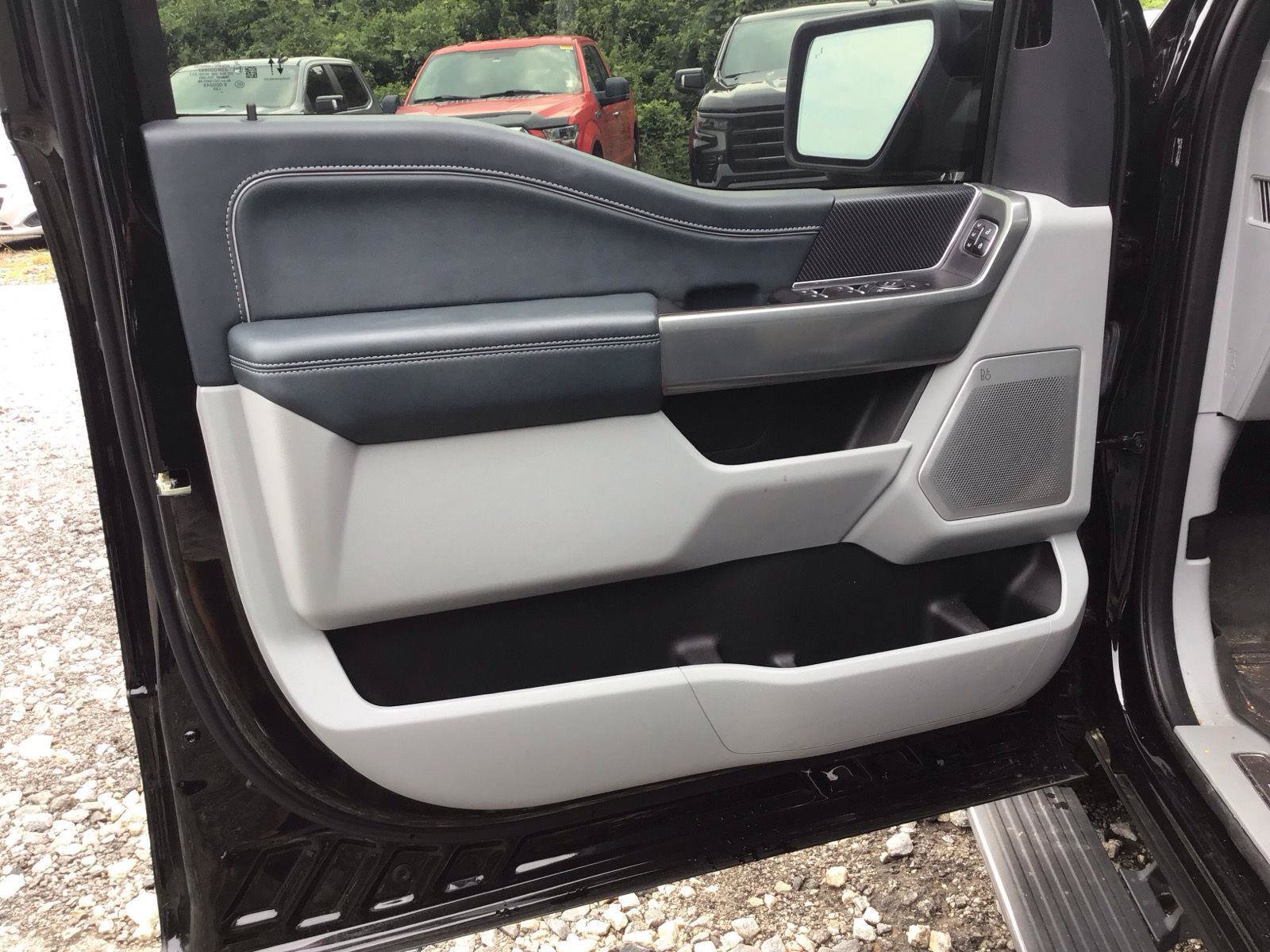 Used 2023 Ford F150 Limited AWD/4WD image 10