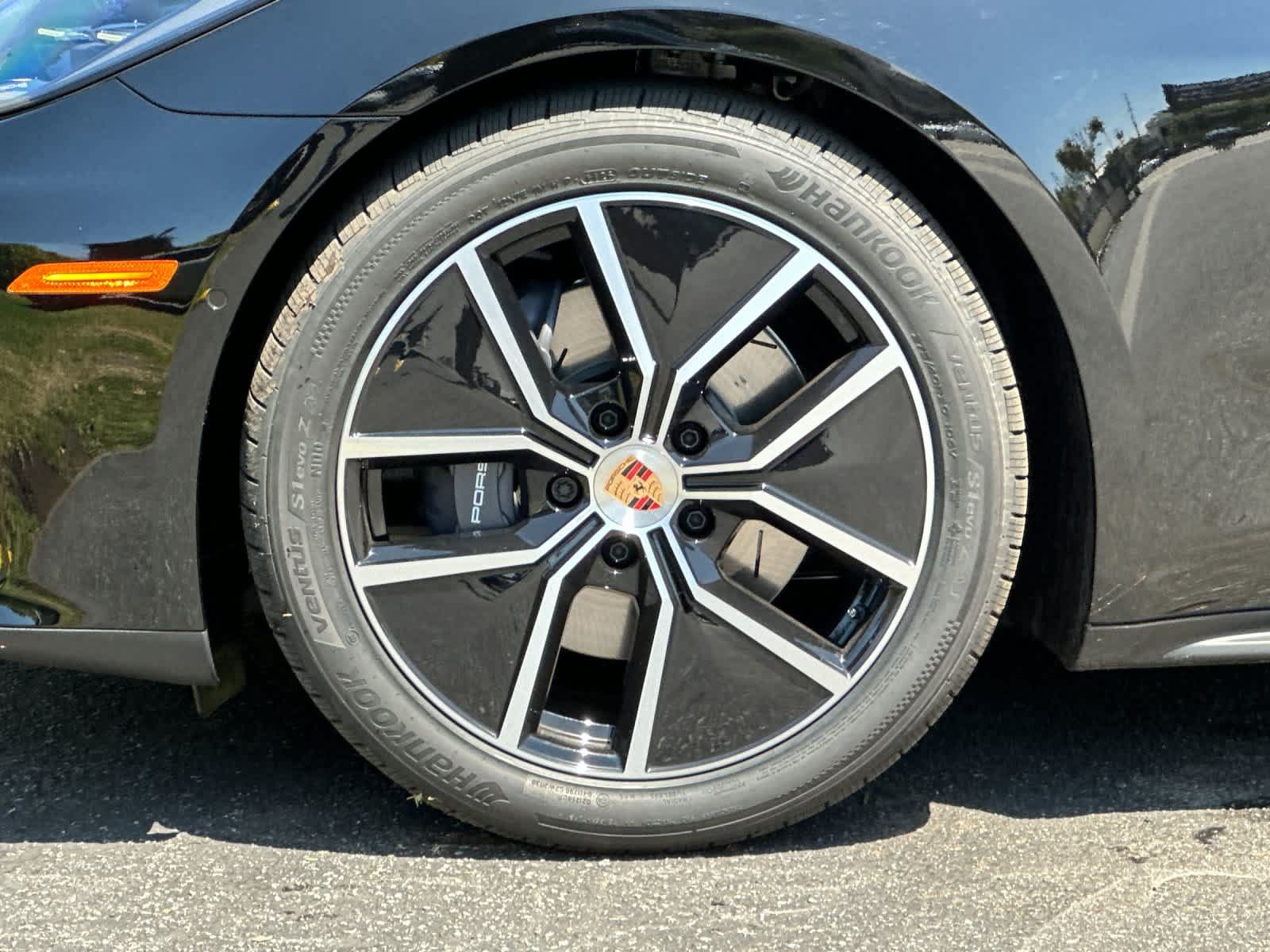 New 2026 Porsche Panamera RWD image 32