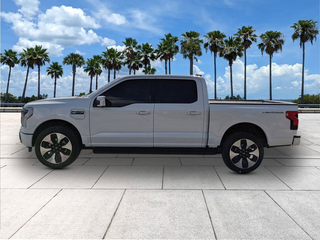 Used 2024 Ford F150 Lightning Platinum image 6