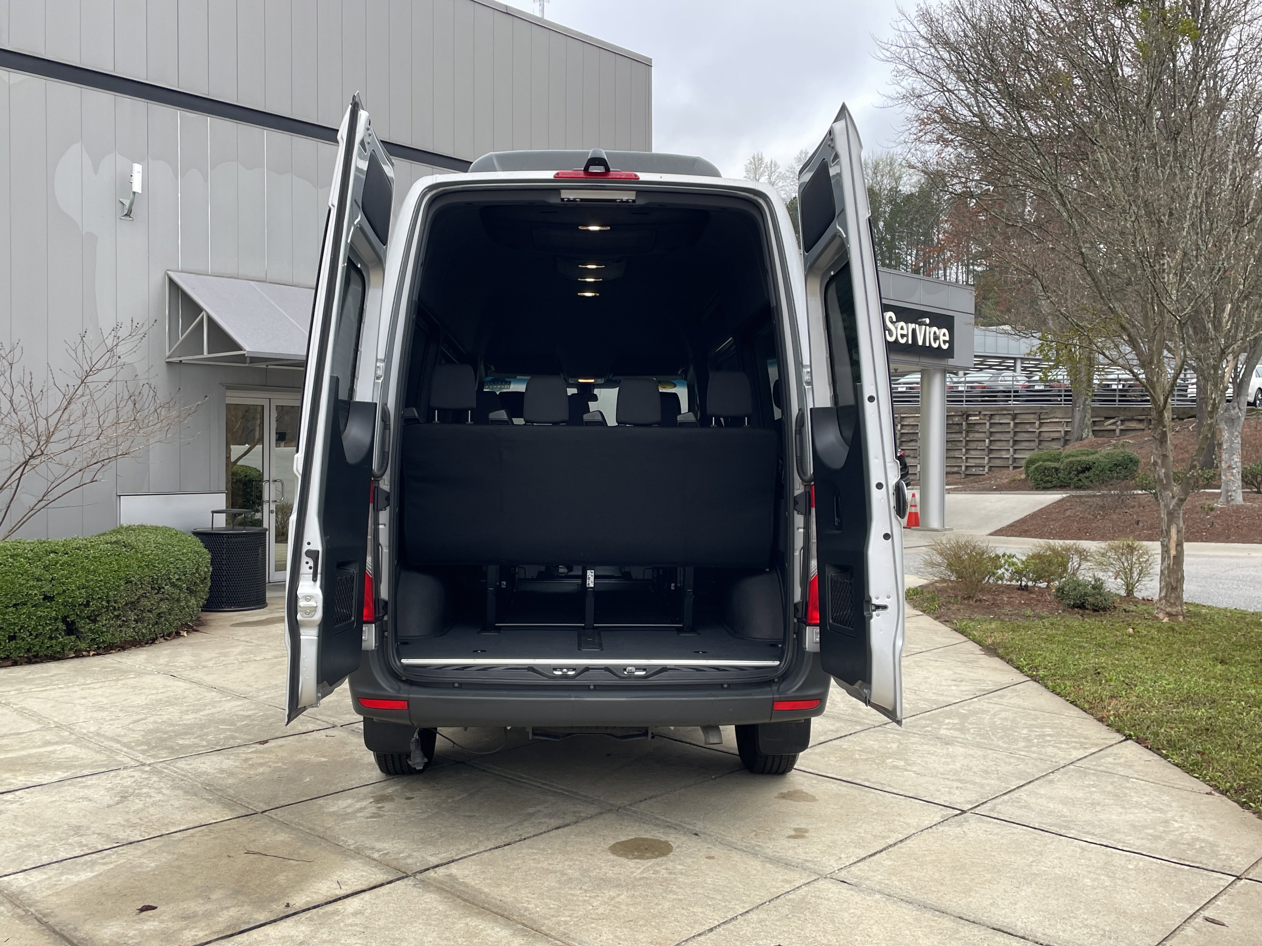 Used 2024 Mercedes-Benz Sprinter 2500 image 15