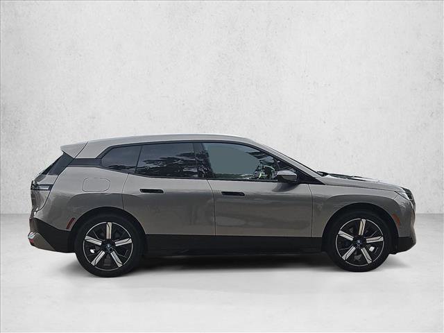Certified 2024 BMW iX xDrive50 w/ Premium Package AWD/4WD image 4