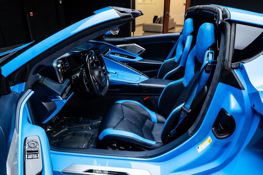 Used 2022 Chevrolet Corvette Stingray Premium Cpe w/ Battery Protection Package RWD image 25