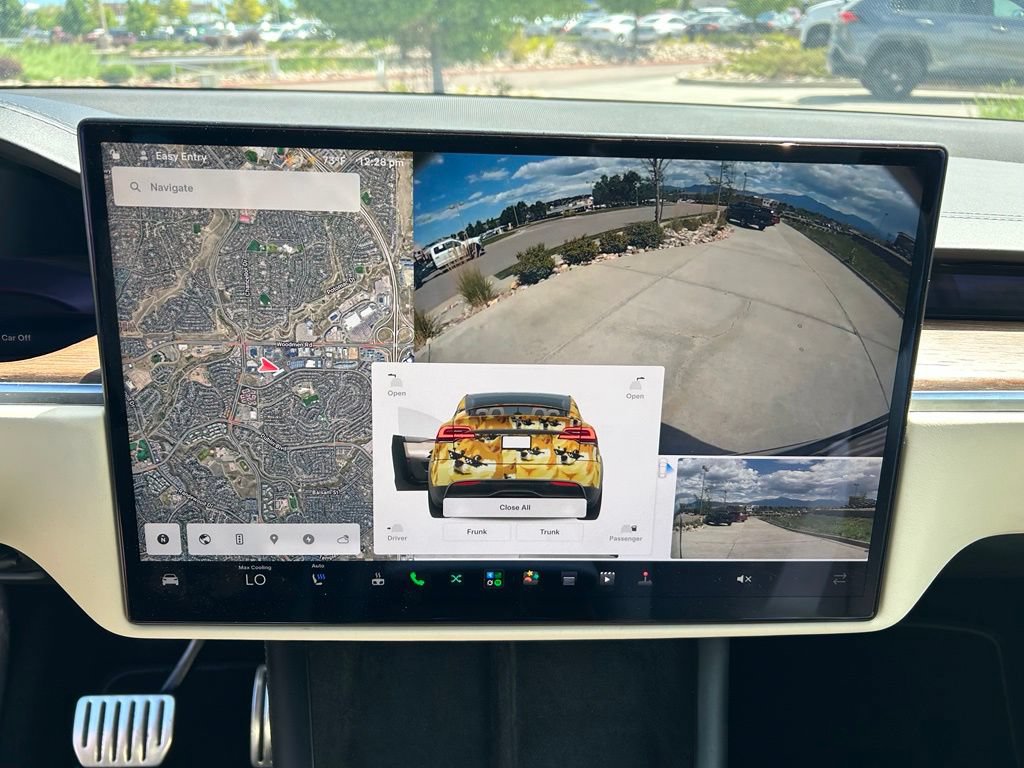 Used 2022 Tesla Model X AWD/4WD image 17