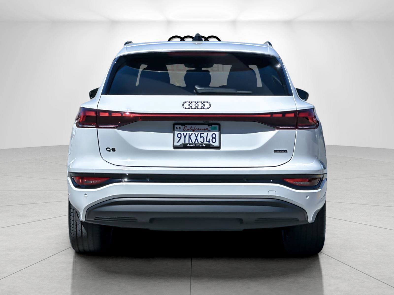 Certified 2025 Audi Q6 e-tron Premium Plus AWD/4WD image 4