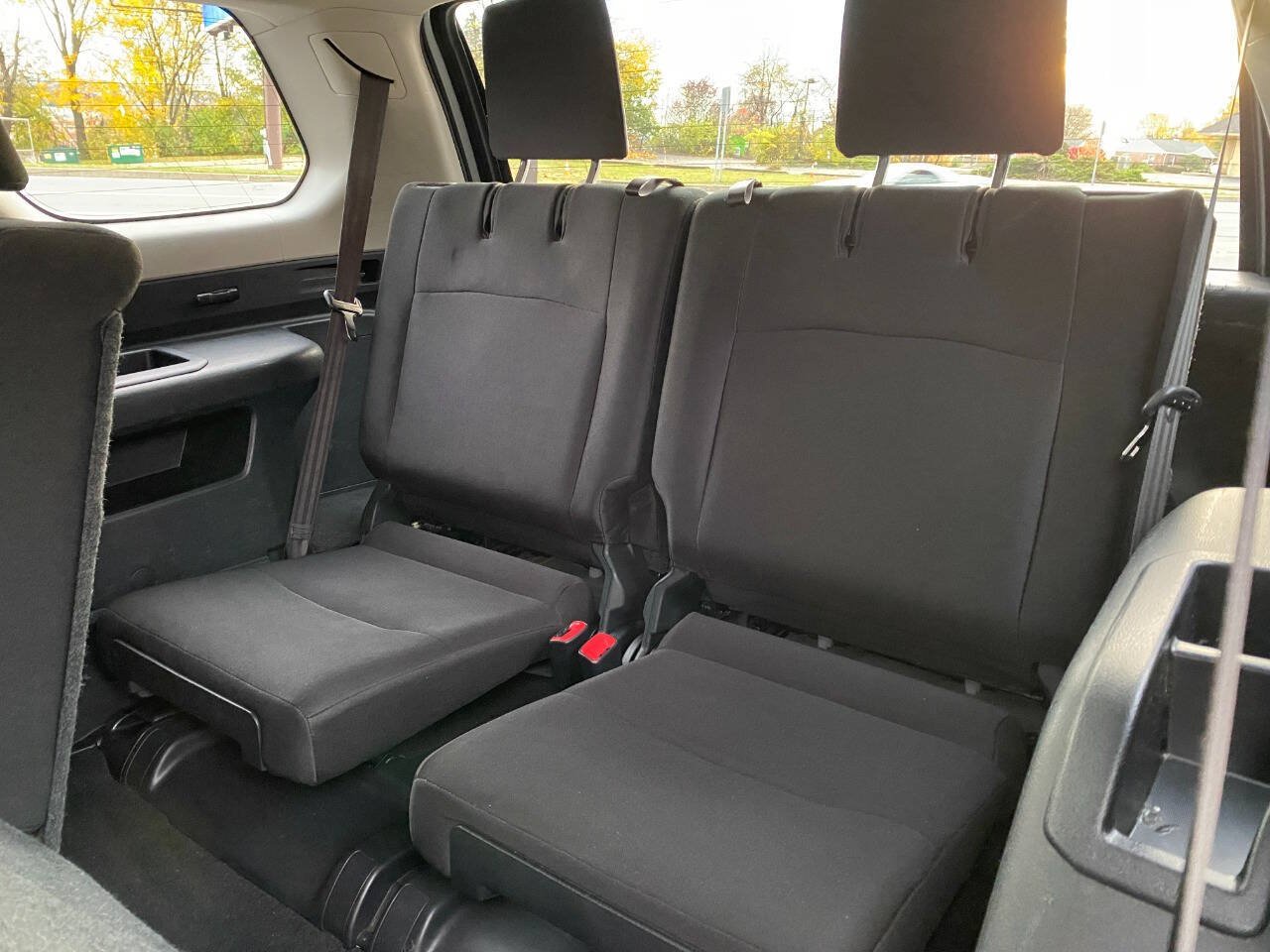 Used 2014 Toyota 4Runner SR5 AWD/4WD image 26