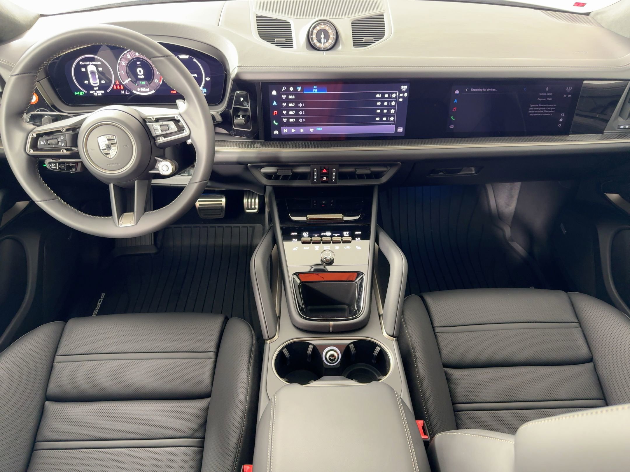 New 2026 Porsche Cayenne Turbo image 17