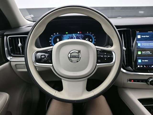 Used 2024 Volvo S60 B5 Ultimate image 23