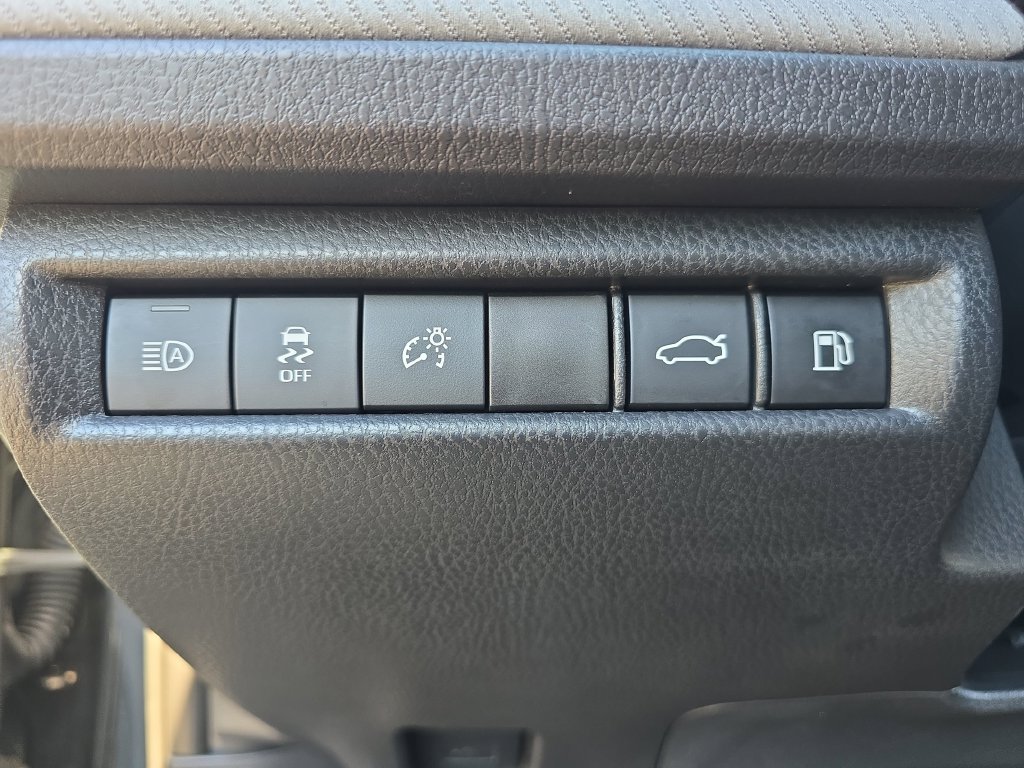 Certified 2025 Toyota Camry SE AWD/4WD image 30