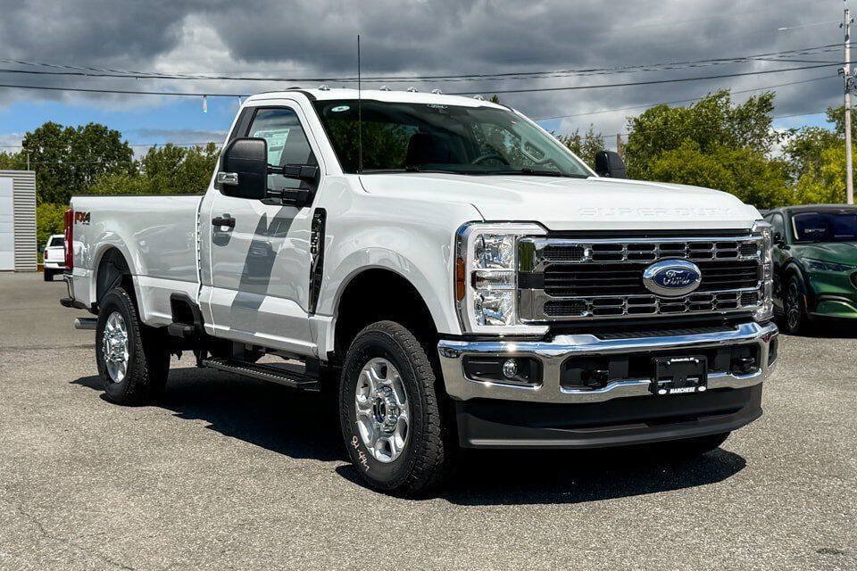 Used 2026 Ford F350 XLT w/ FX4 Off-Road Package AWD/4WD image 1