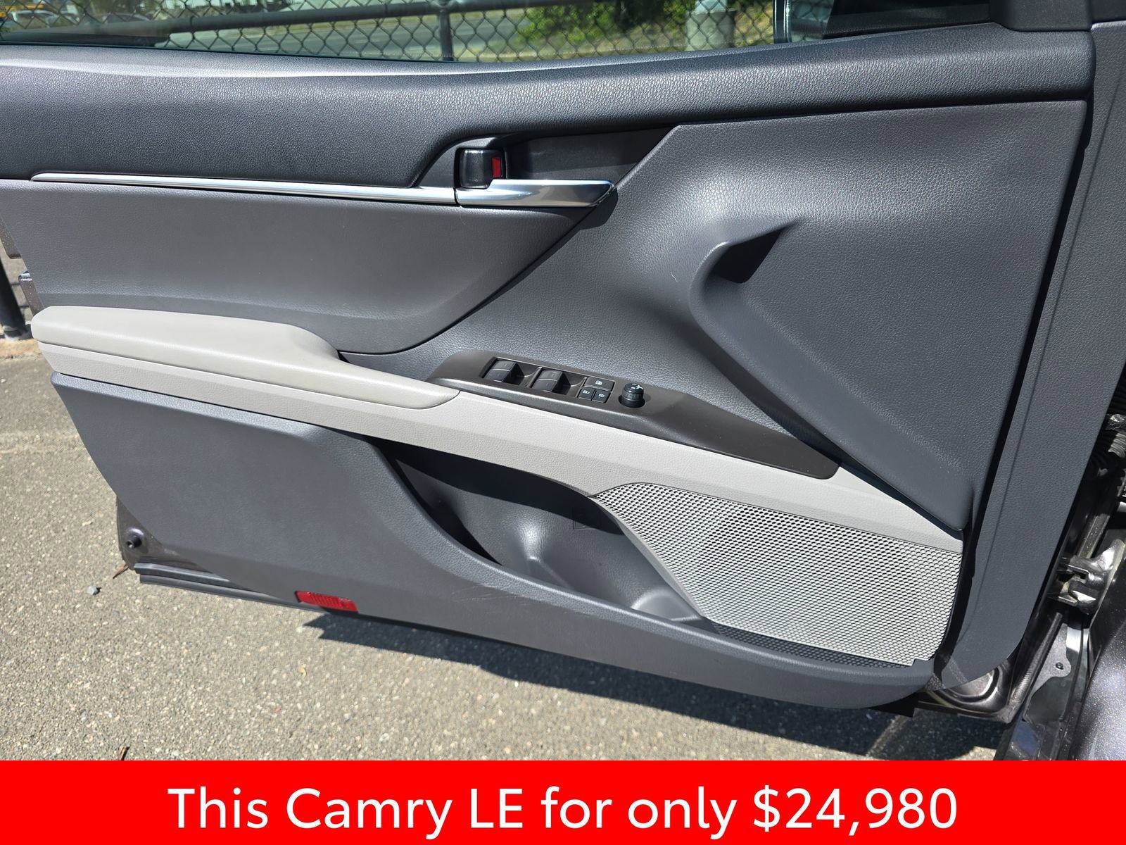 Used 2023 Toyota Camry LE FWD image 33