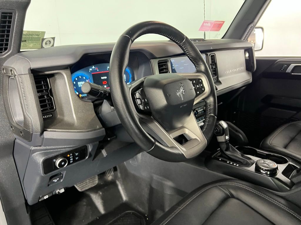 Used 2025 Ford Bronco Badlands image 22