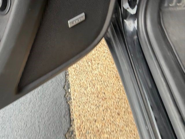 Certified 2023 Chevrolet Traverse RS image 16