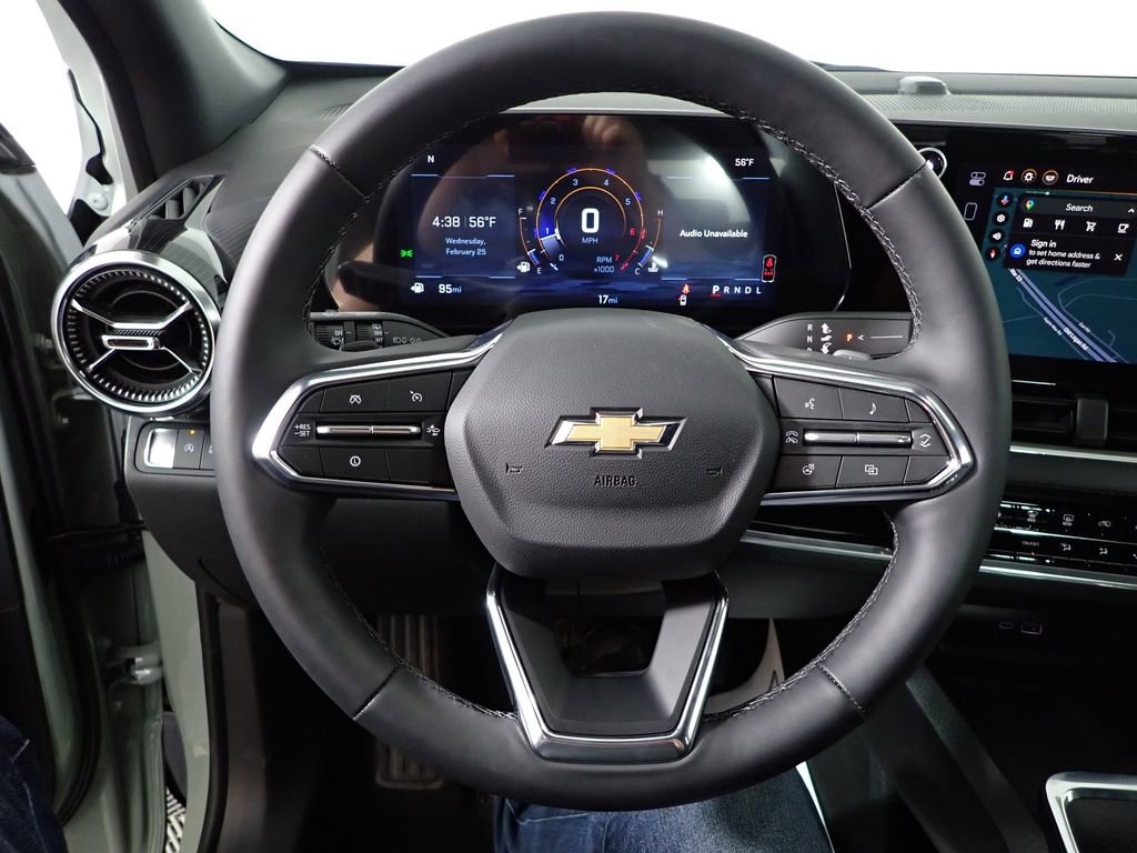 Used 2026 Chevrolet Equinox LT image 23