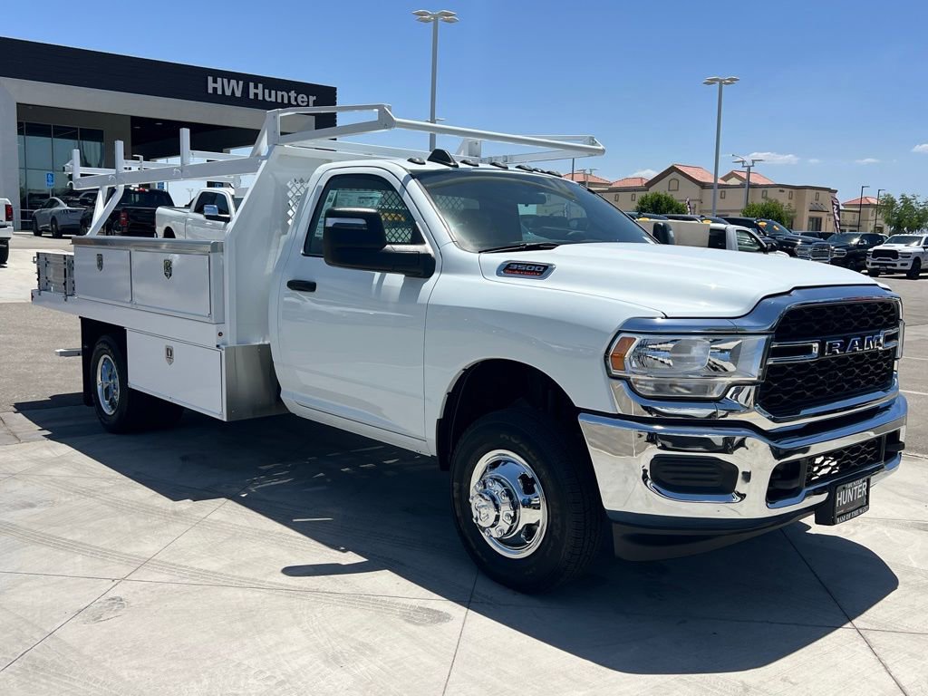 New 2024 RAM 3500 Tradesman AWD/4WD image 8