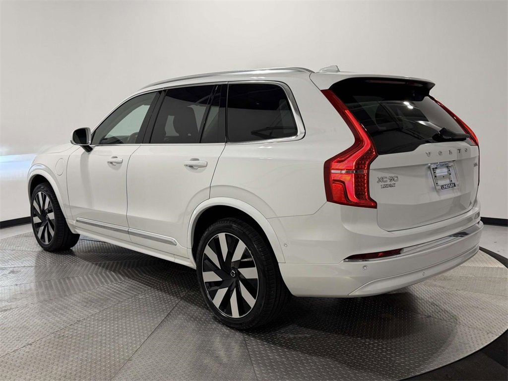 Used 2025 Volvo XC90 T8 Ultra image 4