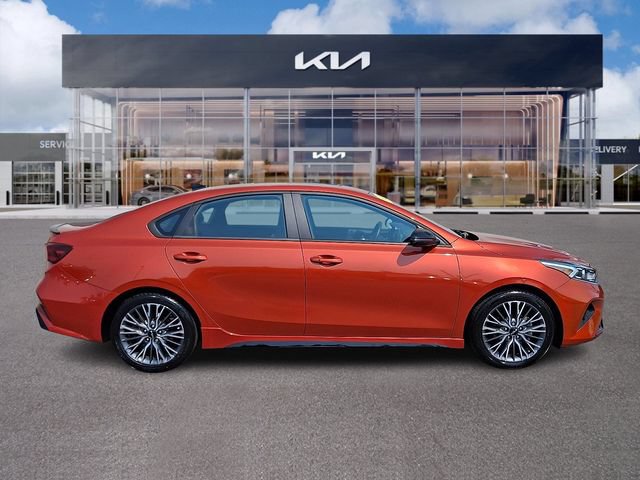 Used 2023 Kia Forte GT-Line w/ GT-Line Premium Package FWD image 7