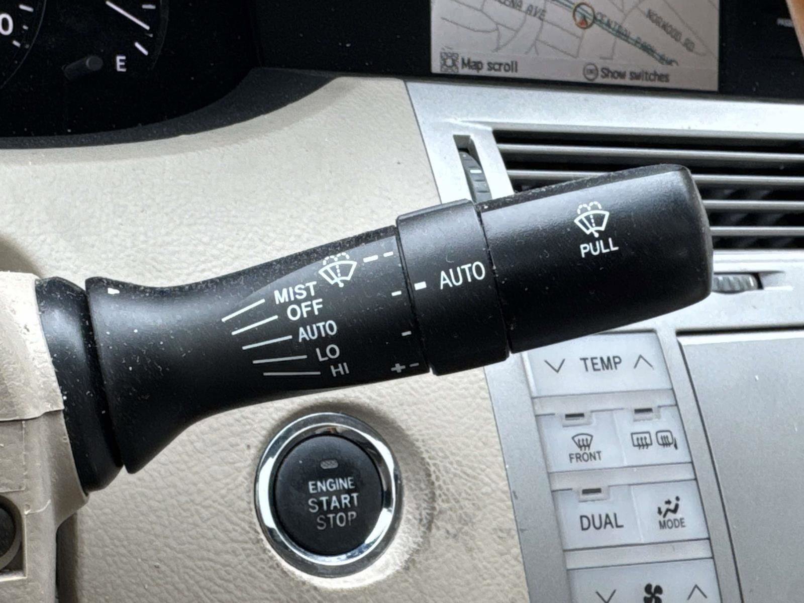 Used 2006 Toyota Avalon Limited image 24