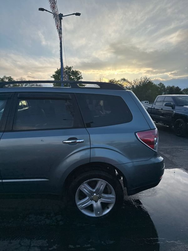 Used 2010 Subaru Forester 2.5X Premium AWD/4WD image 17