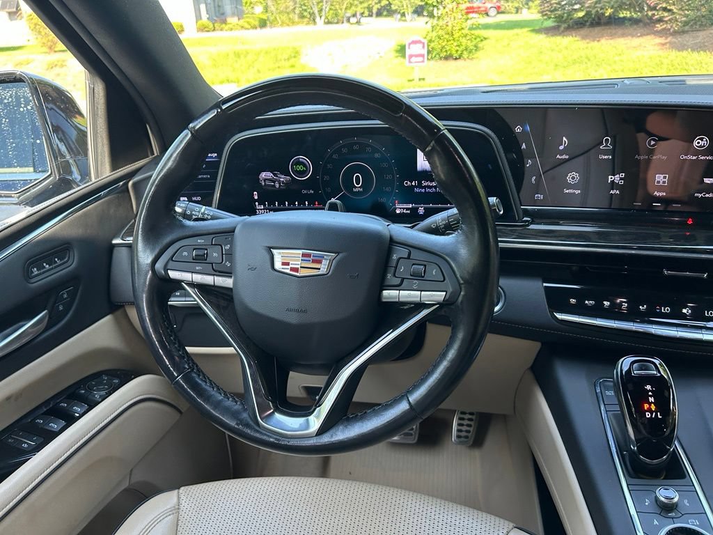 Used 2024 Cadillac Escalade ESV Premium Luxury w/ LPO, Floor Liner Package AWD/4WD image 17