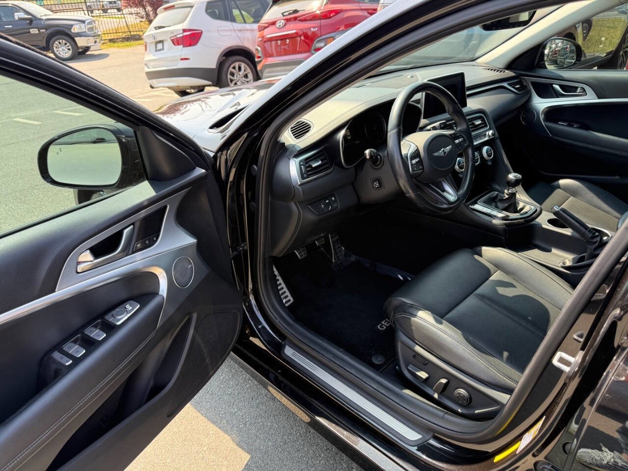 Used 2019 Genesis G70 2.0T Sport RWD image 7