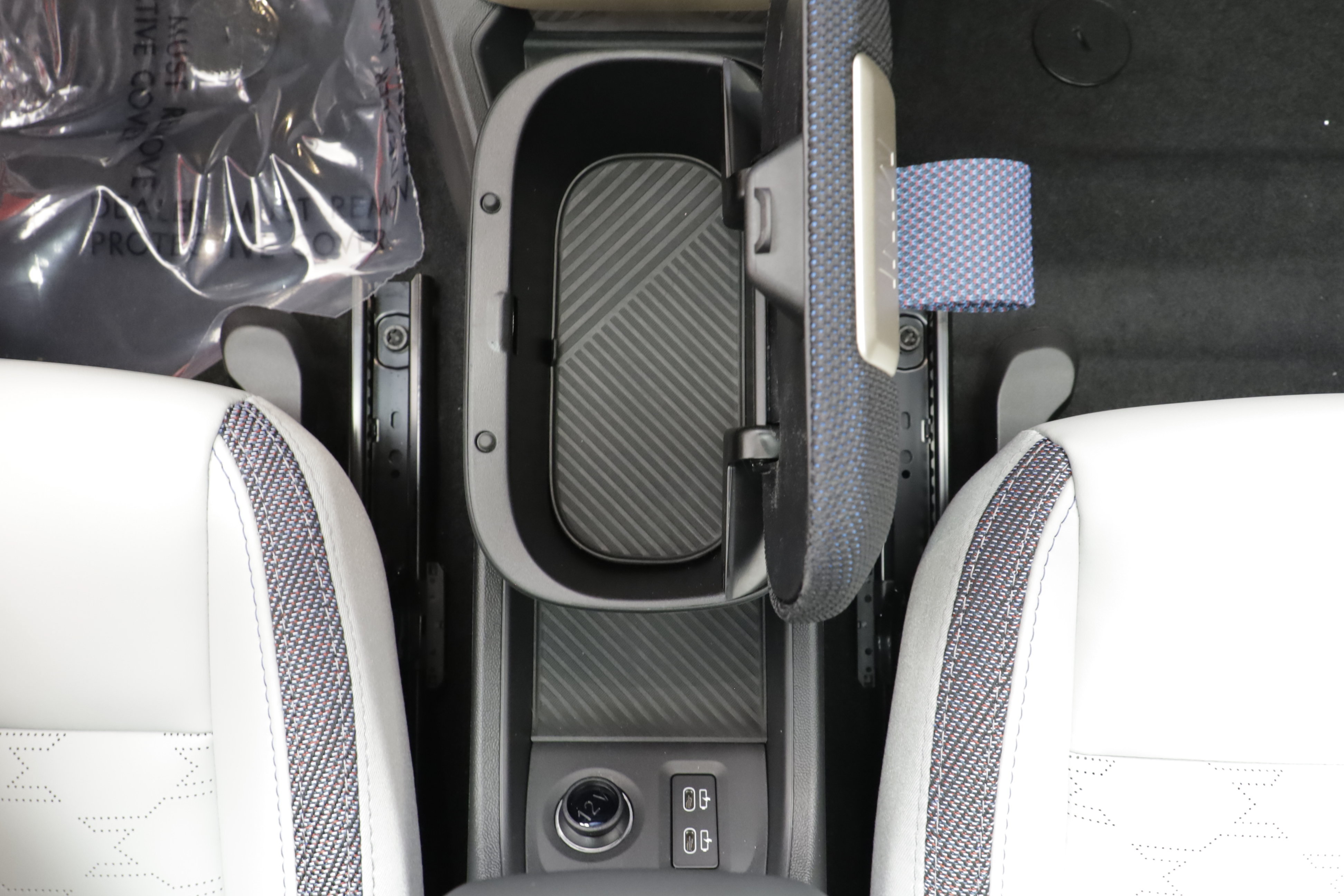 New 2027 MINI Cooper 4-Door Hardtop FWD image 15