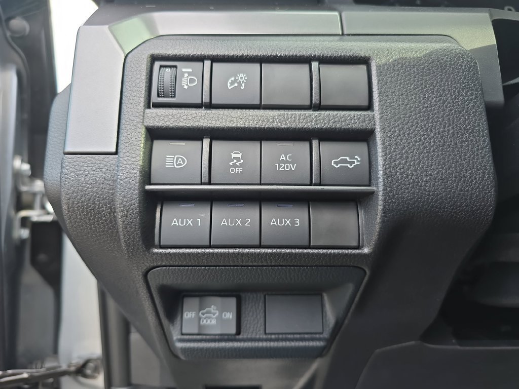 Used 2026 Toyota Tacoma TRD Off-Road w/ TRD Off Road Premium Package AWD/4WD image 28