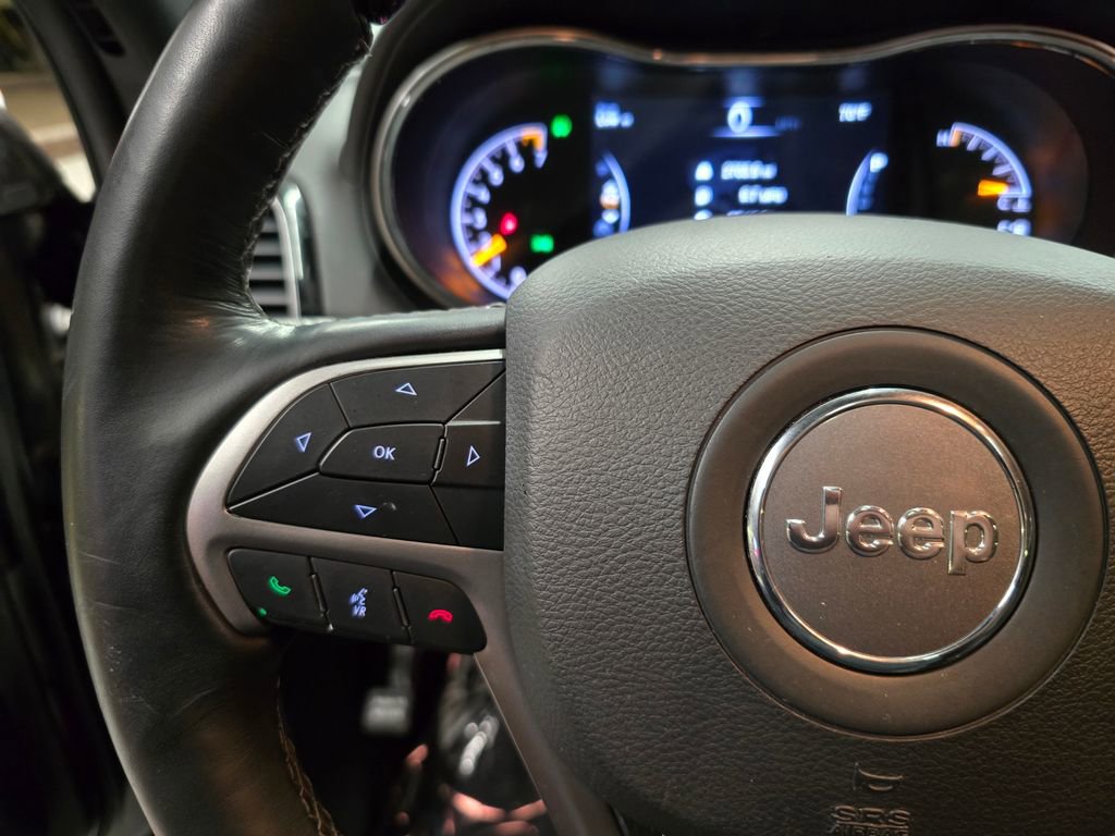 Used 2021 Jeep Grand Cherokee Overland image 19