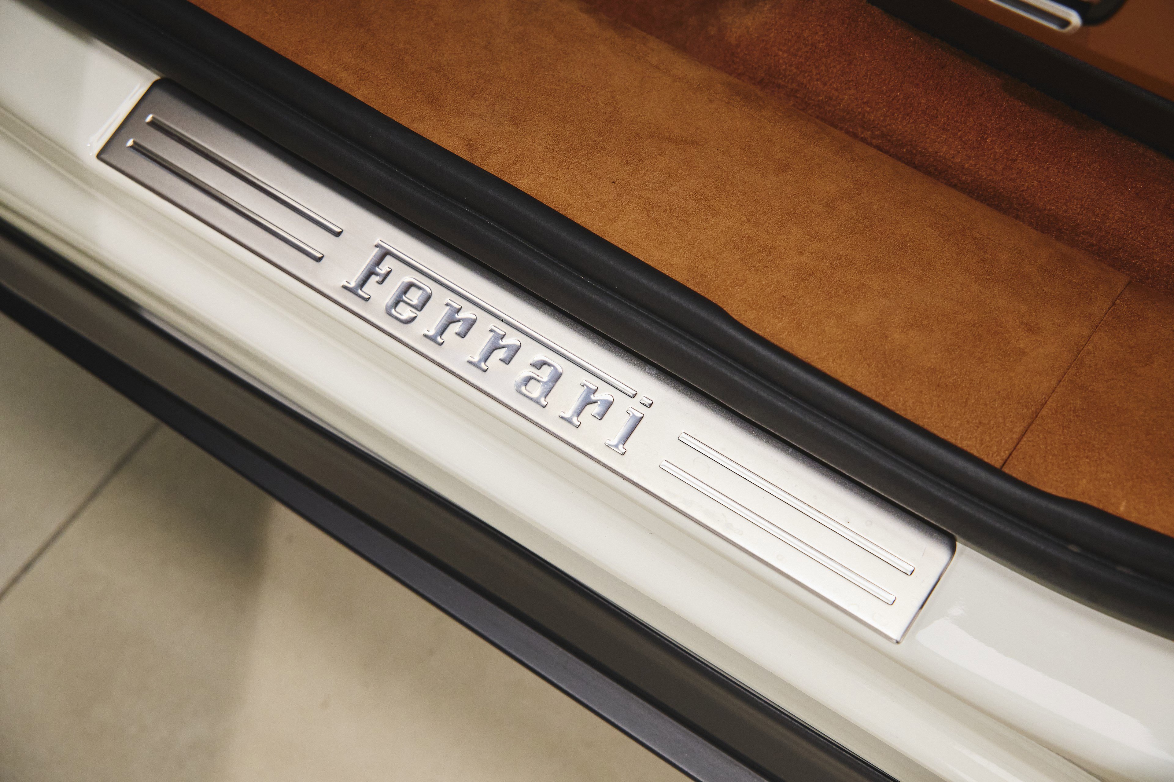 Used 2025 Ferrari Purosangue image 30