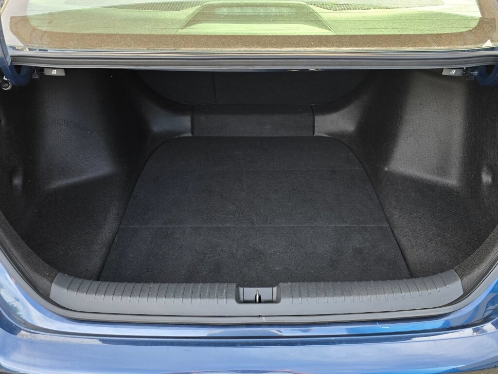 Certified 2023 Honda Accord EX image 5