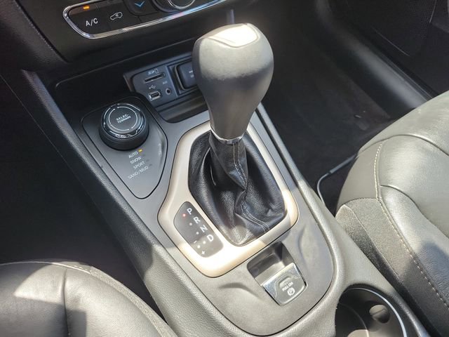 Used 2018 Jeep Cherokee Limited w/ Technology Group image 37