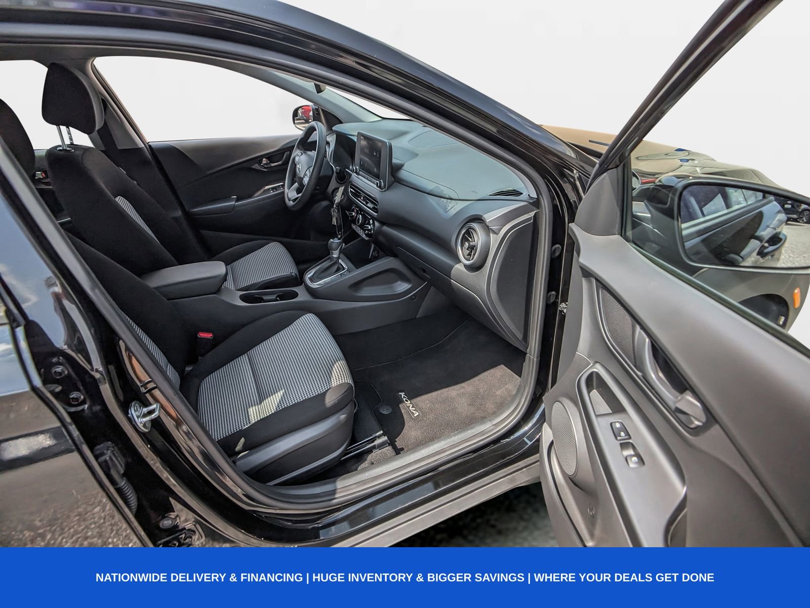 Used 2022 Hyundai Kona SE image 18