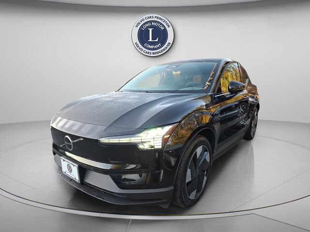 Used 2026 Volvo EX30 Plus w/ Climate Package AWD/4WD image 1