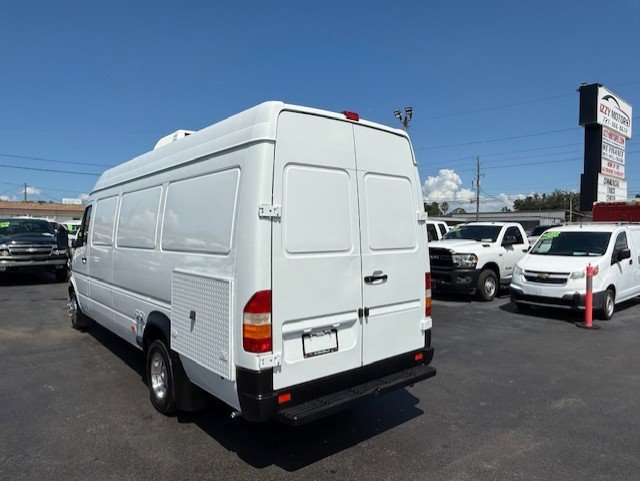 Used 2005 Dodge Sprinter 3500 w/ PWR Convenience Group image 8
