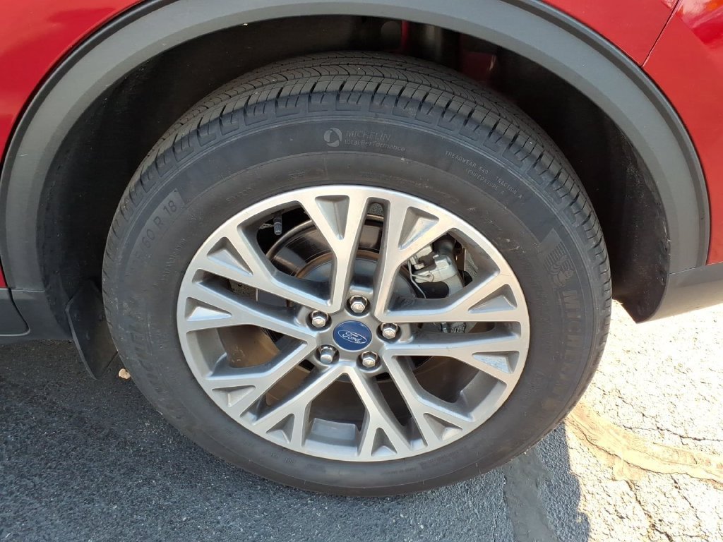 Used 2022 Ford Escape SEL AWD/4WD image 7