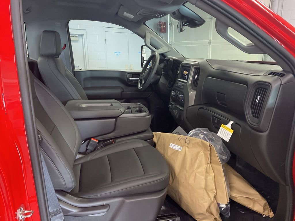New 2026 Chevrolet Silverado 3500 W/T image 13
