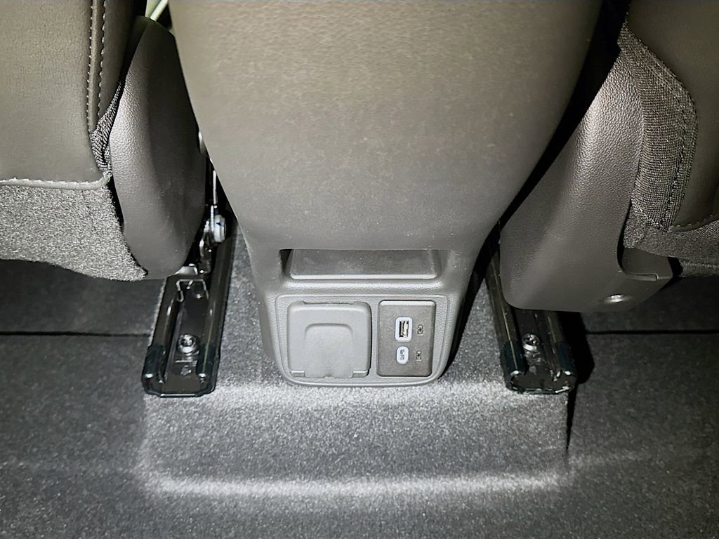 New 2026 Buick Encore GX Avenir w/ Avenir Technology Package image 13