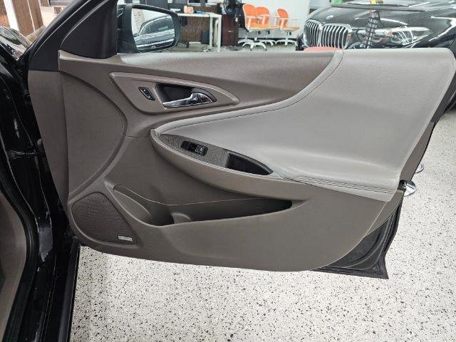 Used 2017 Chevrolet Malibu Hybrid w/ Leather Package FWD image 26