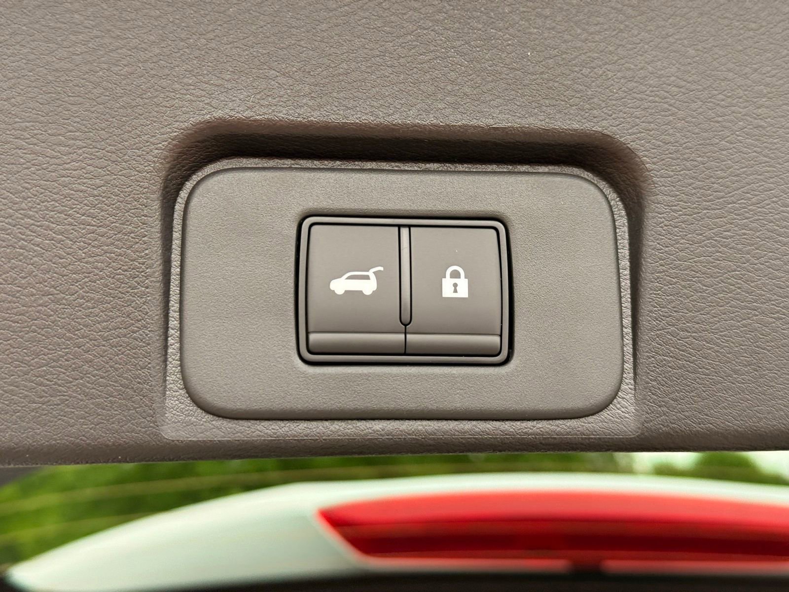 Used 2026 Nissan Rogue SV AWD/4WD image 35