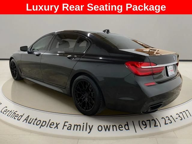 Used 2017 BMW 740i RWD image 3
