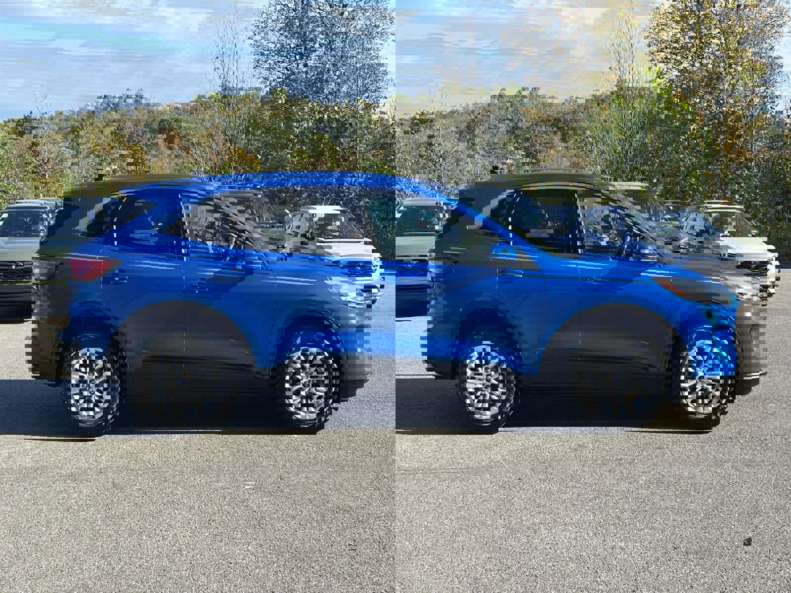 Used 2020 Ford Escape SE image 6