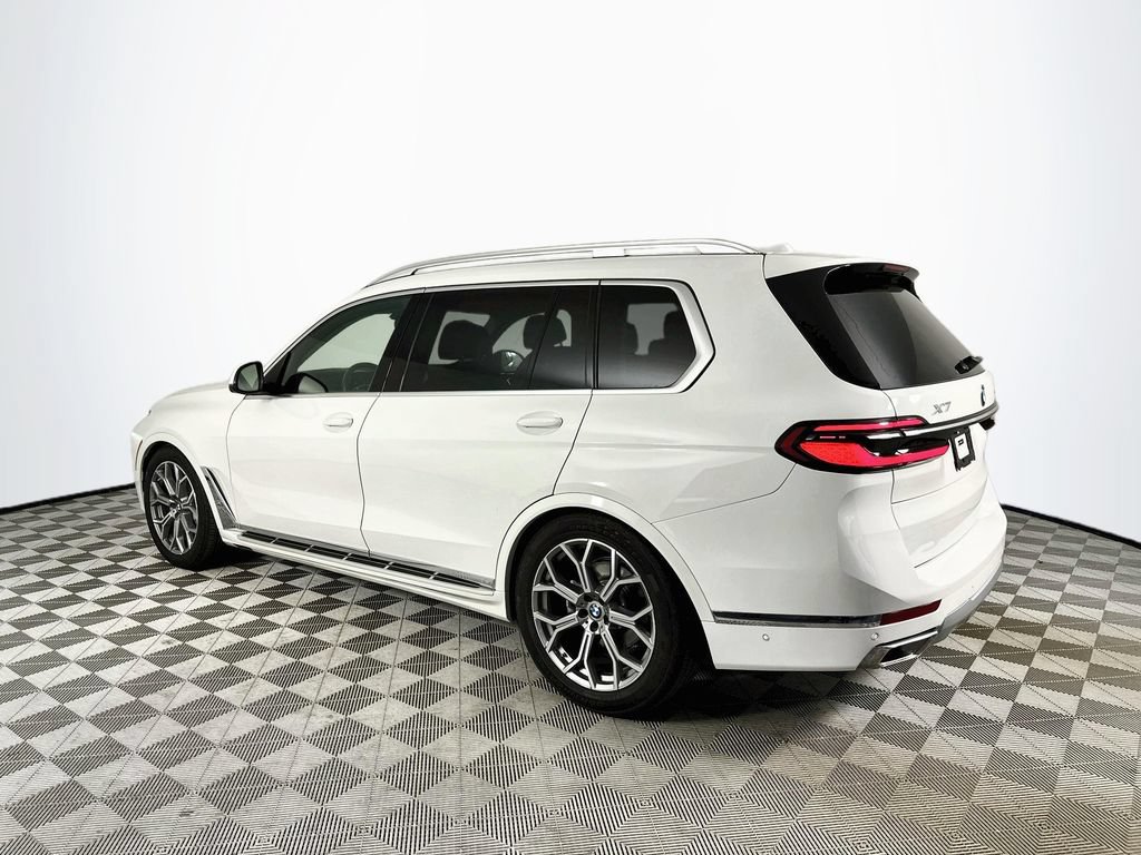 Used 2026 BMW X7 xDrive40i AWD/4WD image 5