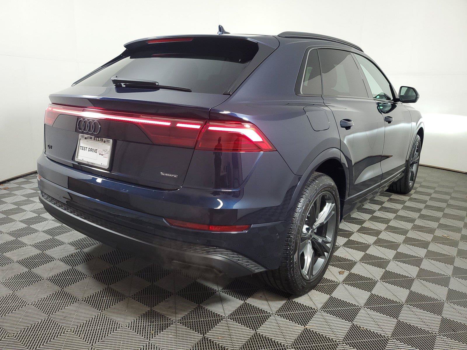 Used 2026 Audi Q8 Premium AWD/4WD image 6