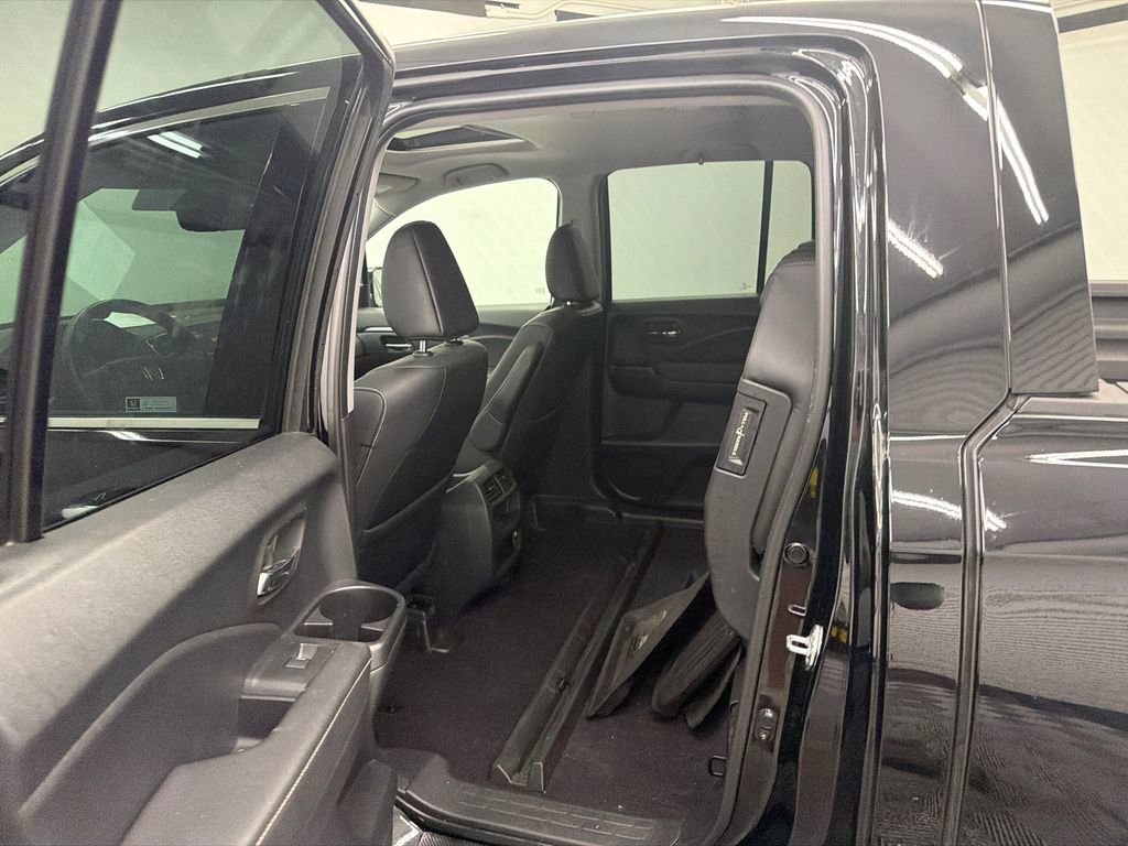 Used 2023 Honda Ridgeline RTL-E image 22