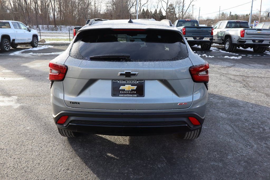 New 2026 Chevrolet Trax RS w/ Sunroof Package image 25