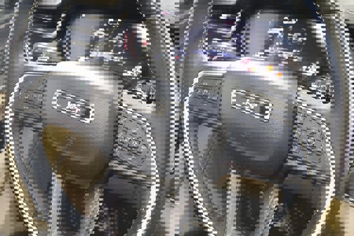 Used 2022 Jeep Grand Cherokee L Limited image 52